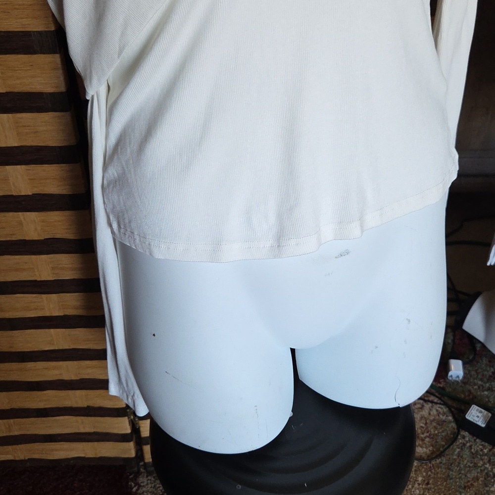NWOT! One Shoulder Stretch Ribbed Top - Picture 4 of 8